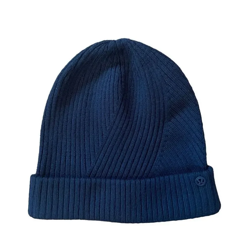 LULULEMON | black beanie